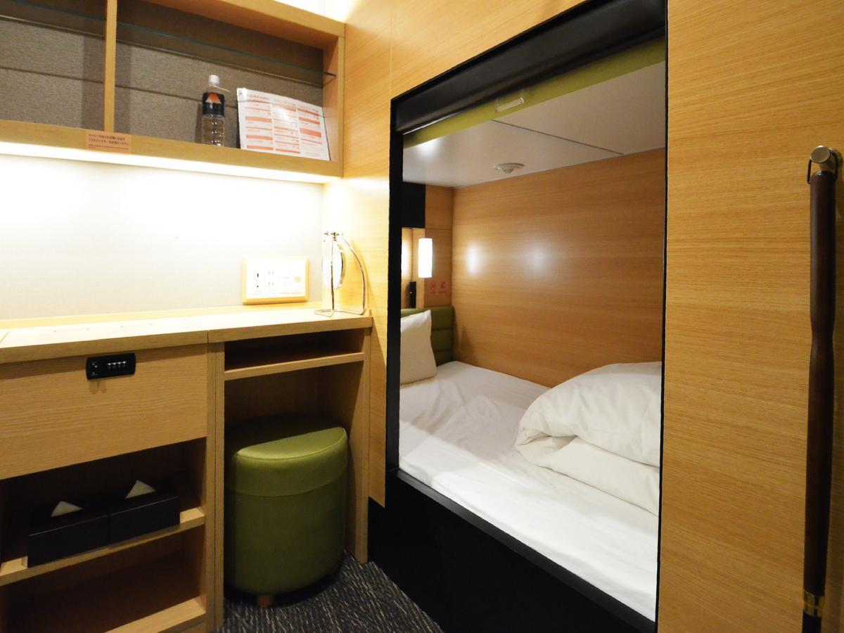 Global Cabin Tokyo Suidobashi Екстериор снимка