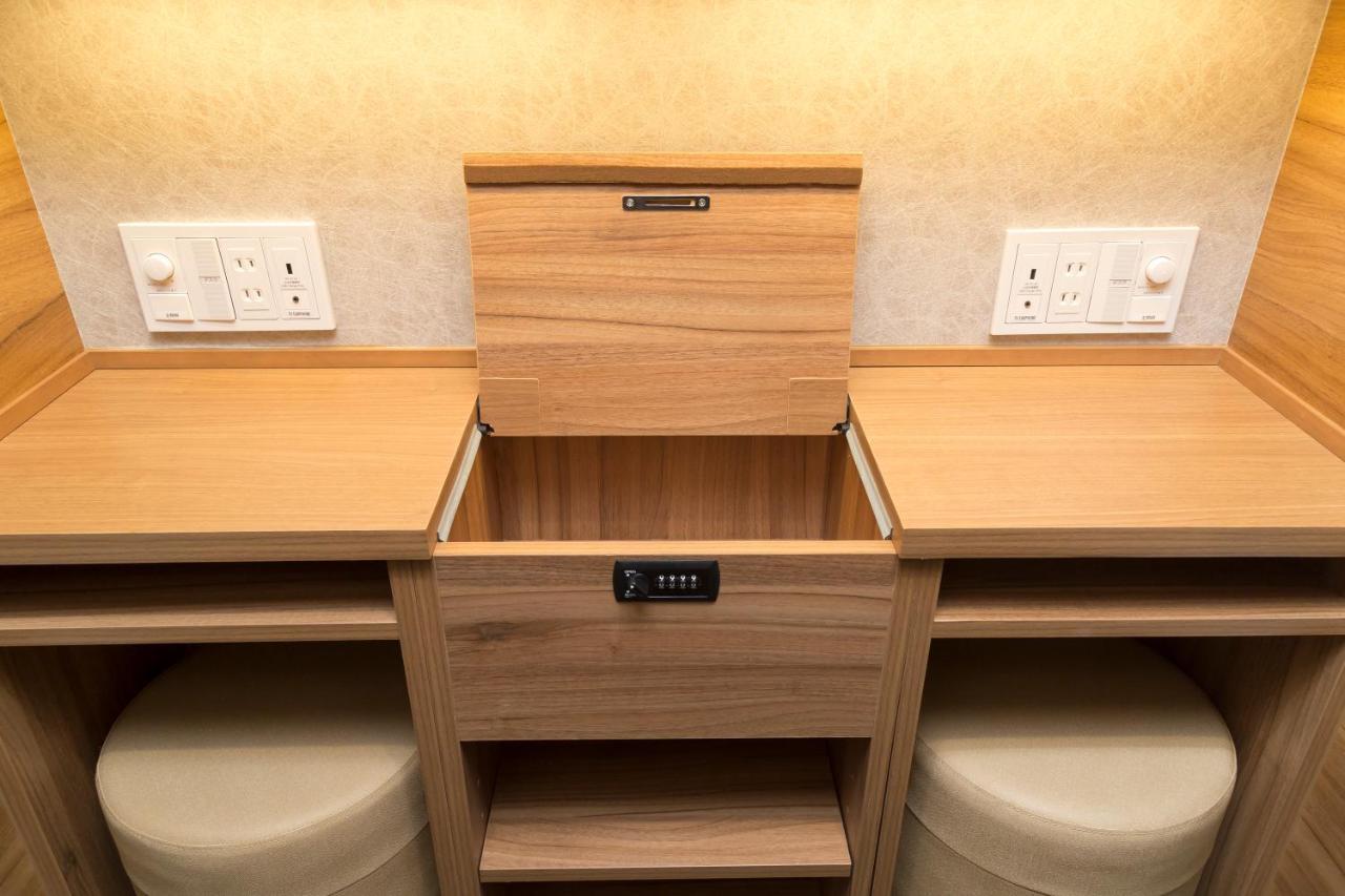 Global Cabin Tokyo Suidobashi Екстериор снимка
